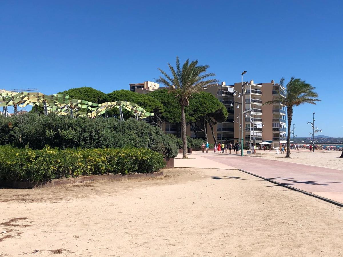 Pineda Beach 1A Linea De Mar & Parking La Pineda Zewnętrze zdjęcie